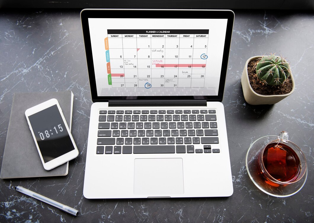 How To Manage Employee Holidays Without Workflow Disruptions